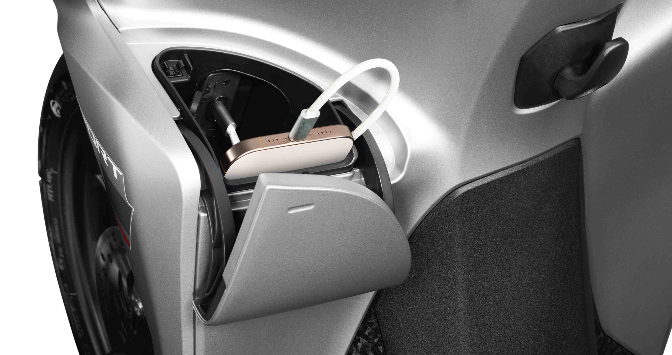Hộc Trước Tiện Dụng Tích Hợp Cổng Sạc Type-C
